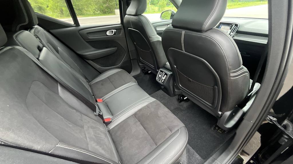 Thumbnail: 2019 Volvo XC40 - 13