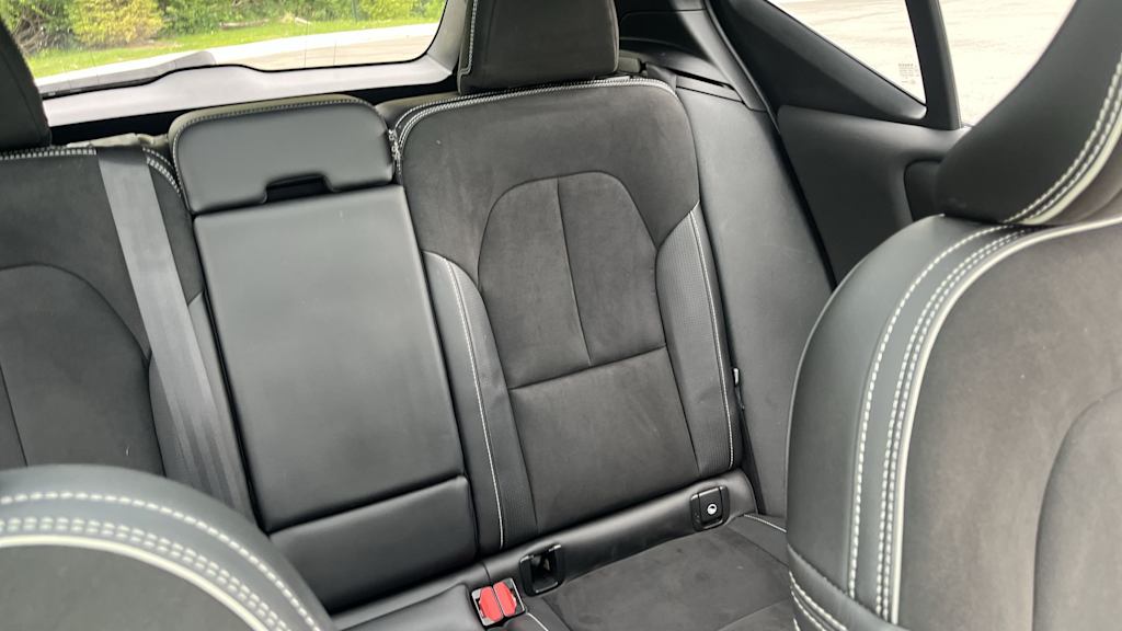 Thumbnail: 2019 Volvo XC40 - 37