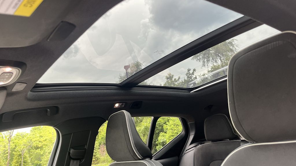 Thumbnail: 2019 Volvo XC40 - 40
