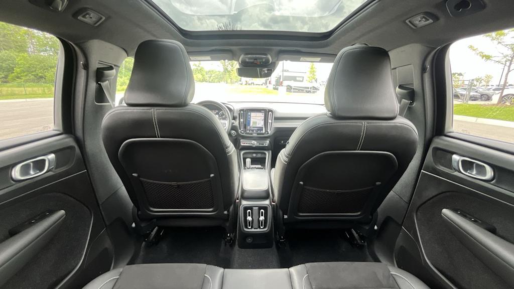 Thumbnail: 2019 Volvo XC40 - 24