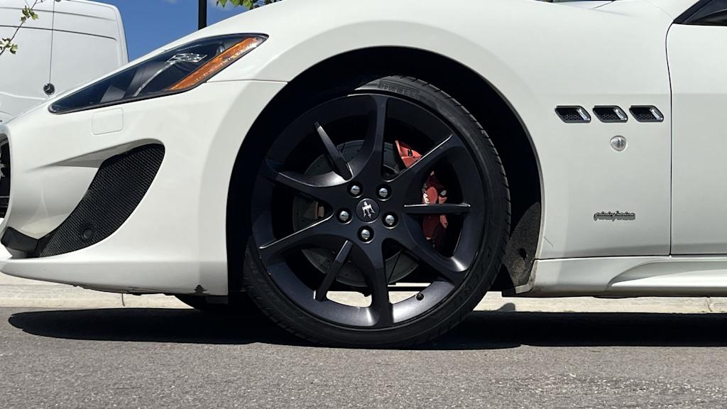 Thumbnail: 2014 Maserati GranTurismo - 8