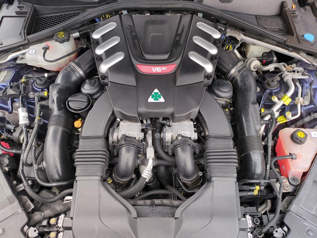 Thumbnail: 2018 Alfa Romeo Giulia - 9