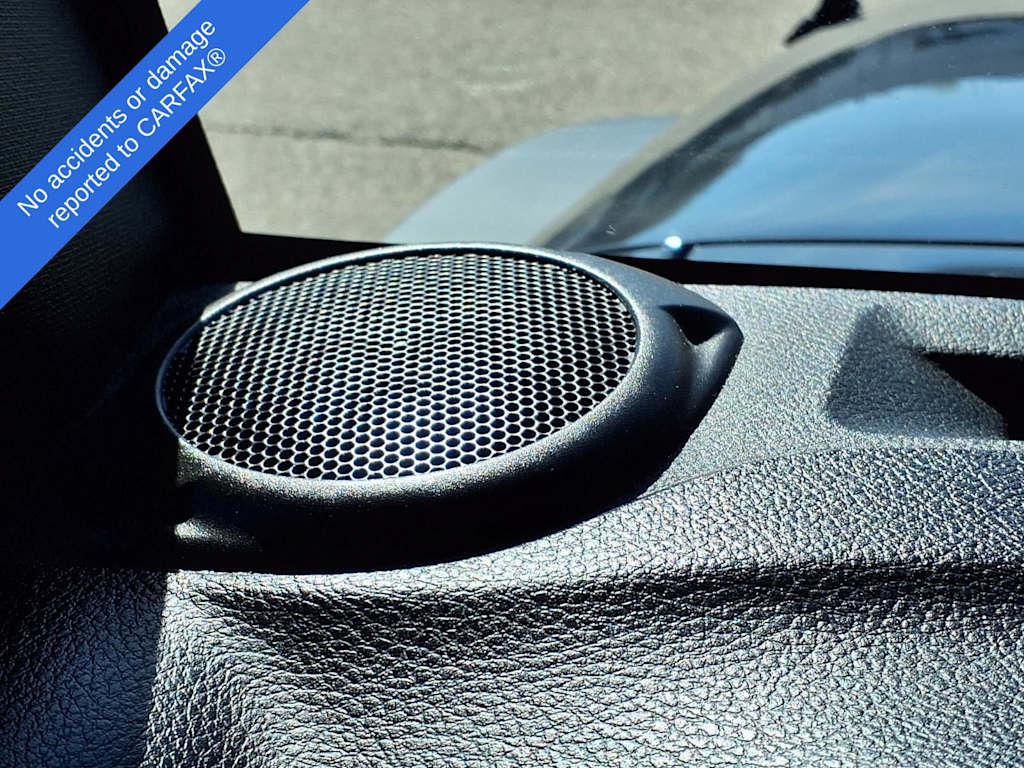 Thumbnail: 2016 Jeep Wrangler - 14