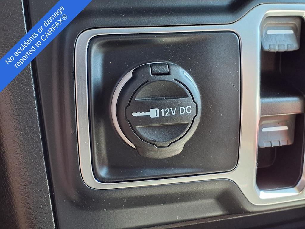 Thumbnail: 2019 Jeep Wrangler - 29