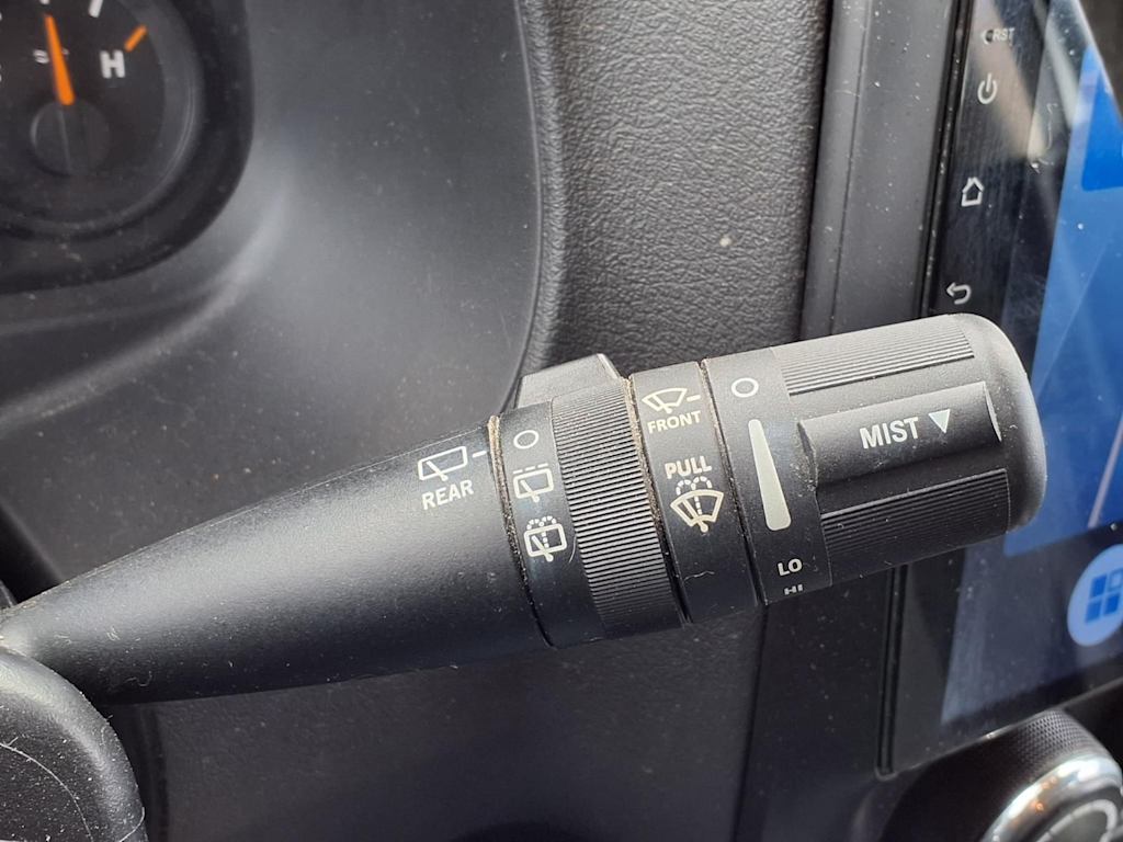 Thumbnail: 2017 Jeep Patriot - 7