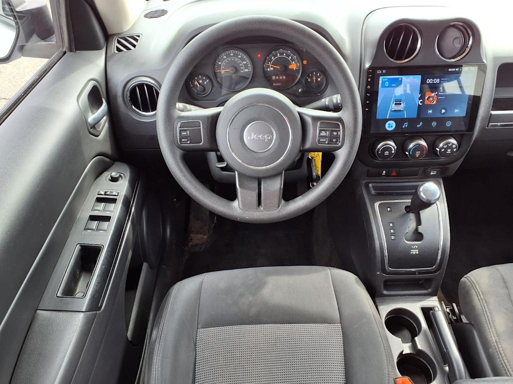 Thumbnail: 2017 Jeep Patriot - 9