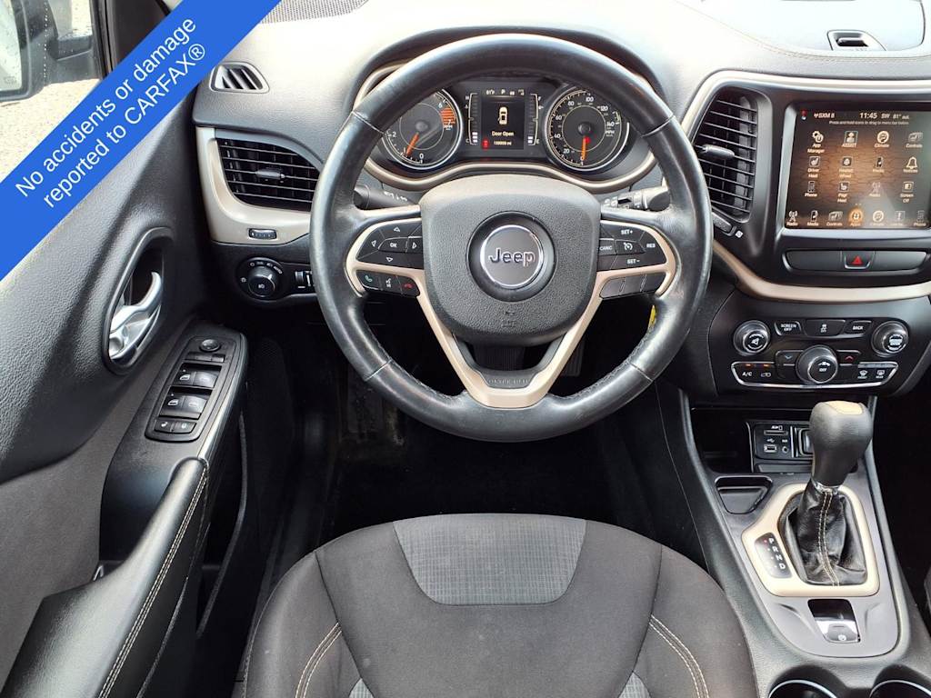 Thumbnail: 2016 Jeep Cherokee - 8