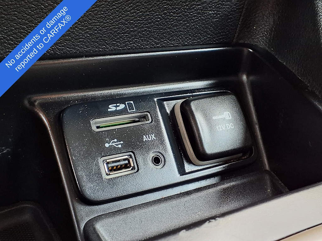 Thumbnail: 2016 Jeep Cherokee - 27