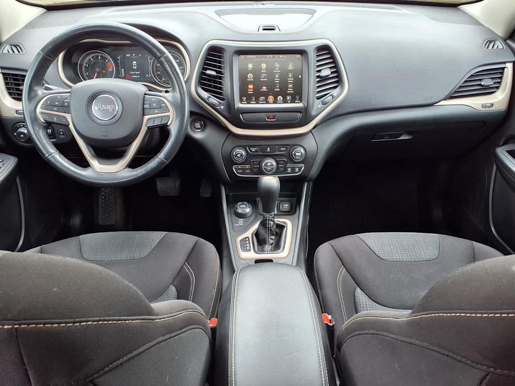 Thumbnail: 2016 Jeep Cherokee - 2