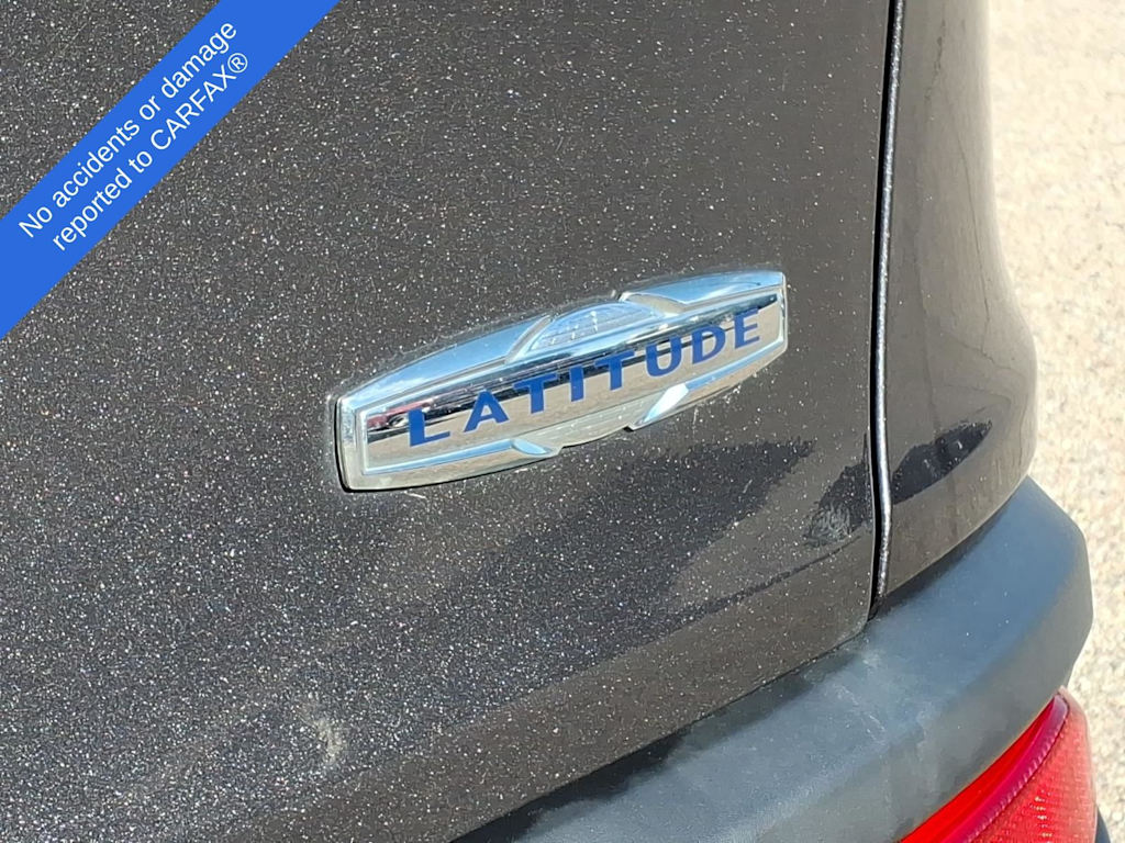 Thumbnail: 2015 Jeep Cherokee - 7