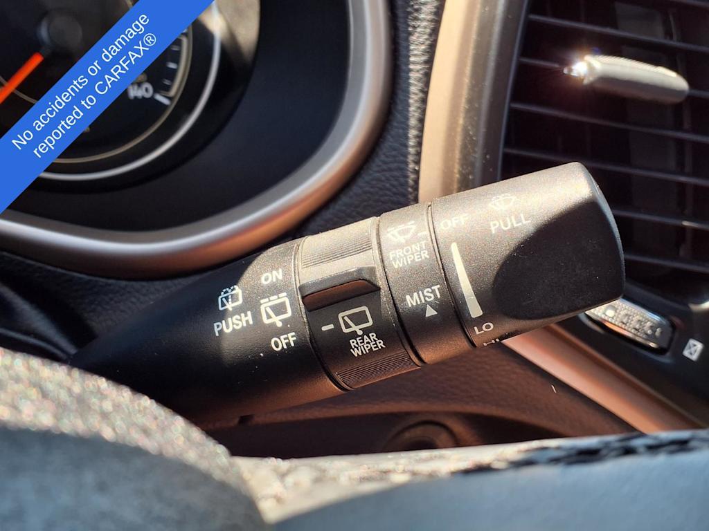 Thumbnail: 2015 Jeep Cherokee - 22
