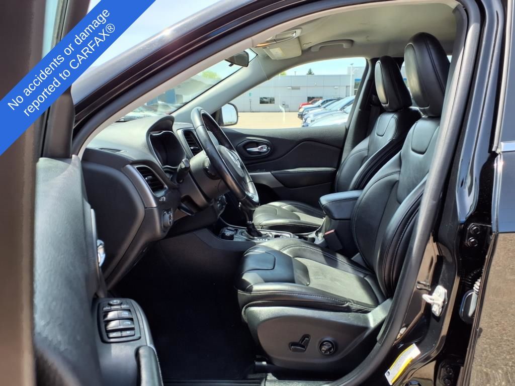 2019 Jeep Cherokee Latitude 10