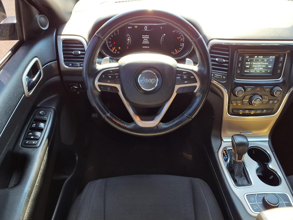Thumbnail: 2017 Jeep Grand Cherokee - 8