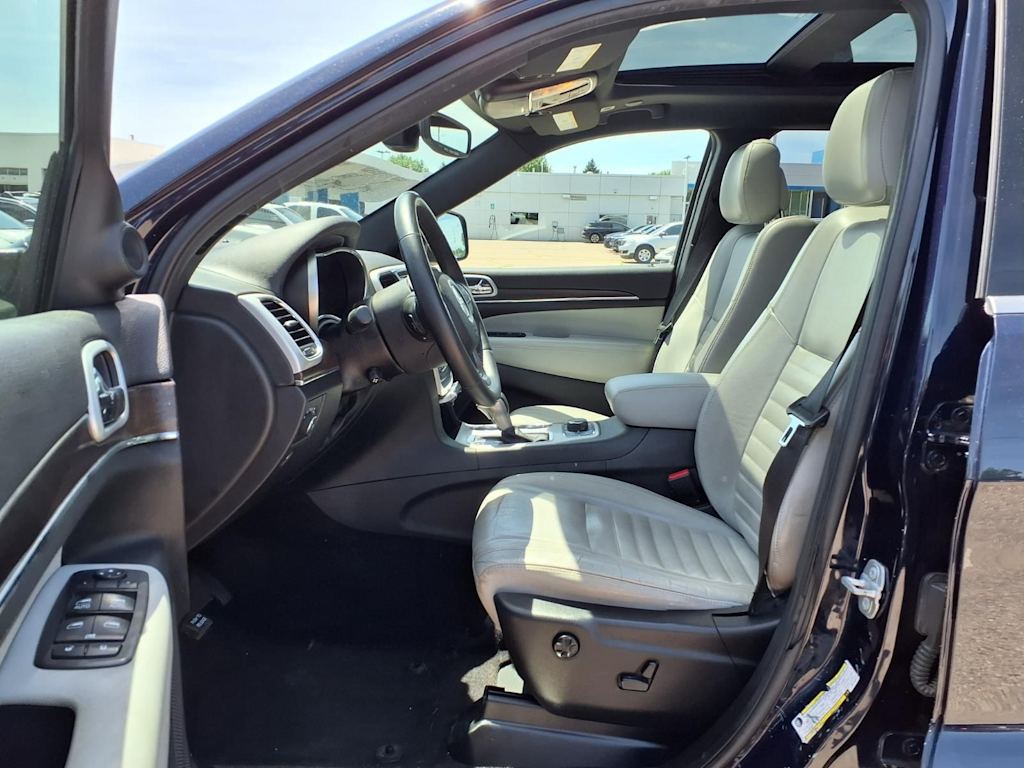 Thumbnail: 2018 Jeep Grand Cherokee - 10