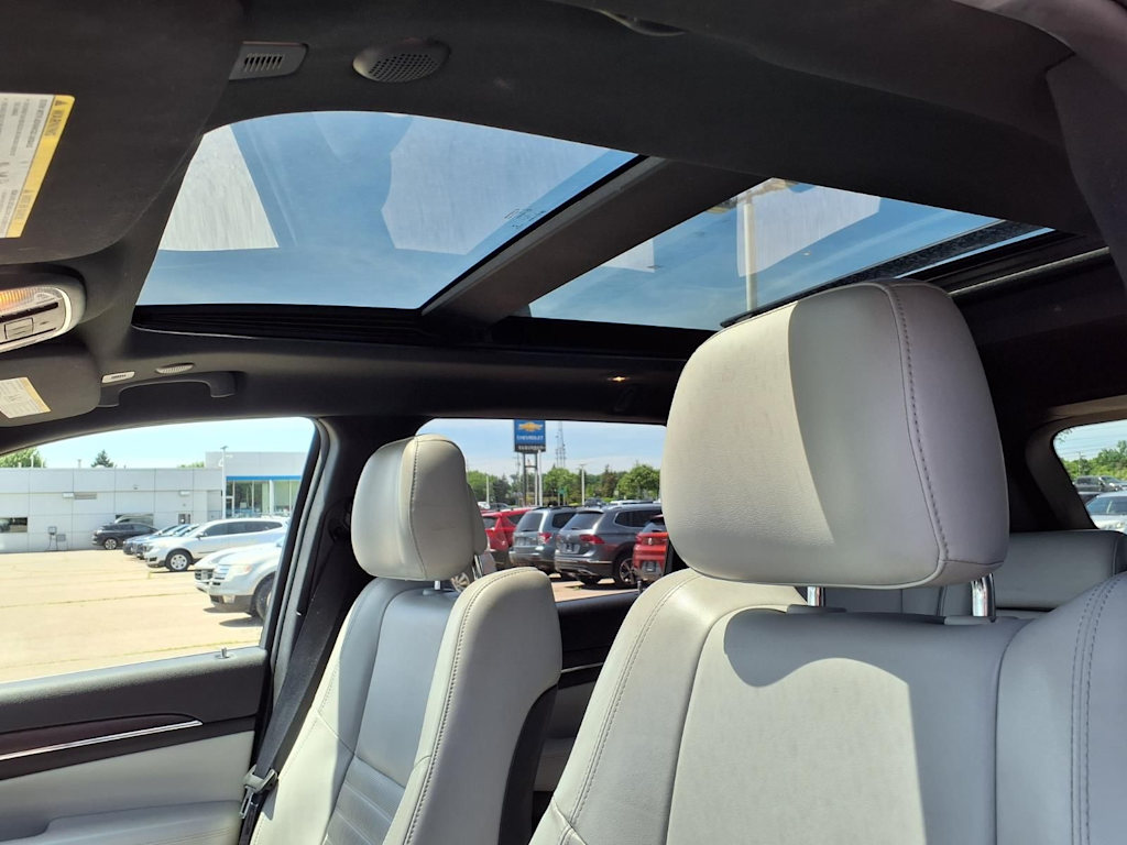 Thumbnail: 2018 Jeep Grand Cherokee - 22