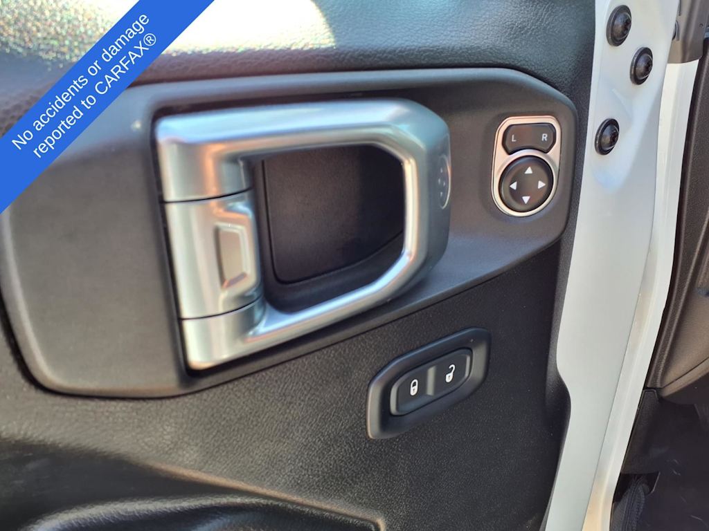 Thumbnail: 2024 Jeep Gladiator - 21
