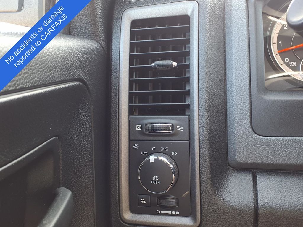 Thumbnail: 2019 RAM 1500 - 29