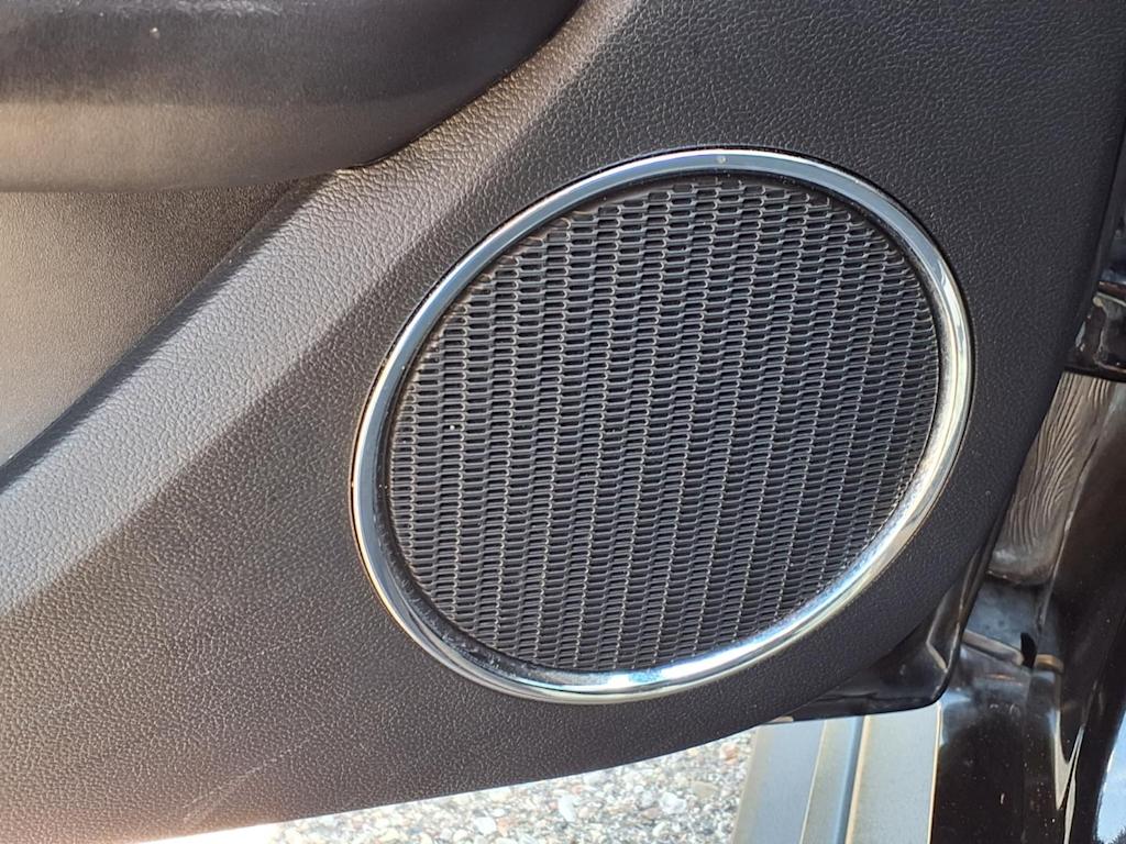 Thumbnail: 2015 Ford Mustang - 18