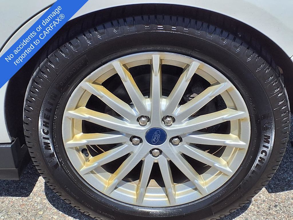 Thumbnail: 2016 Ford C-Max - 8