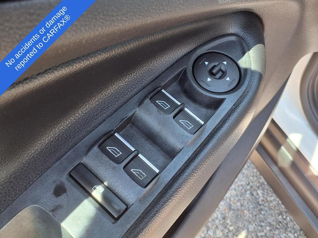 Thumbnail: 2016 Ford C-Max - 20