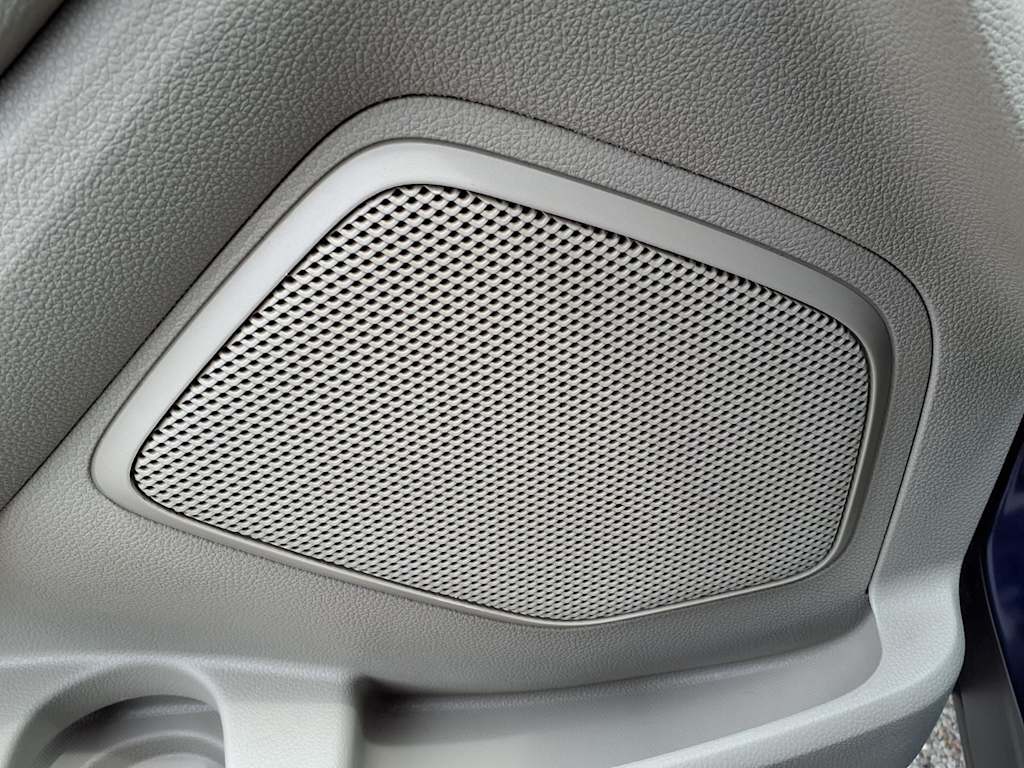 Thumbnail: 2013 Ford Explorer - 9