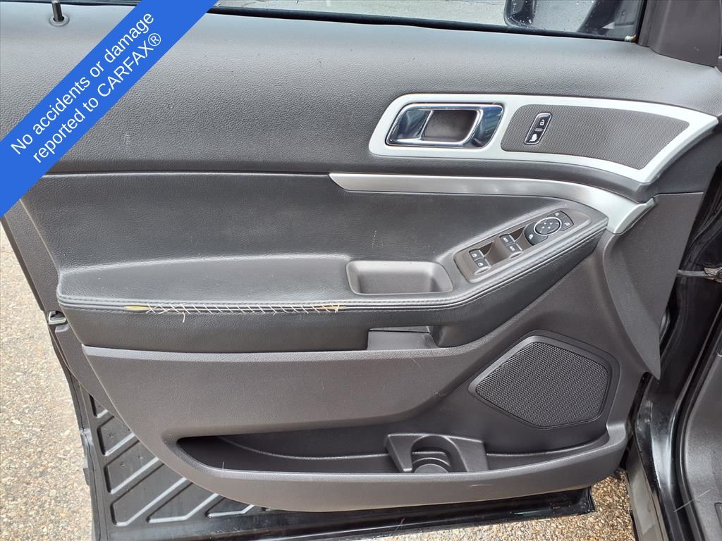 Thumbnail: 2014 Ford Explorer - 19