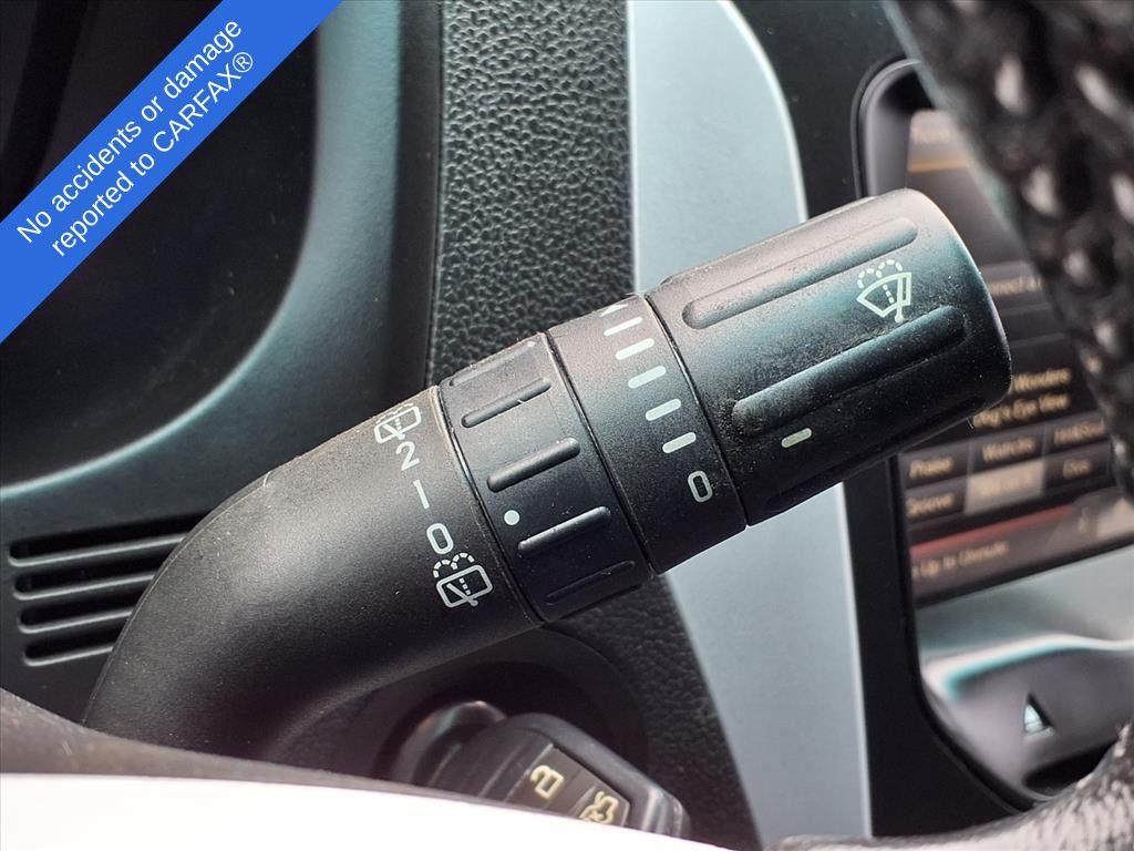 Thumbnail: 2014 Ford Explorer - 23