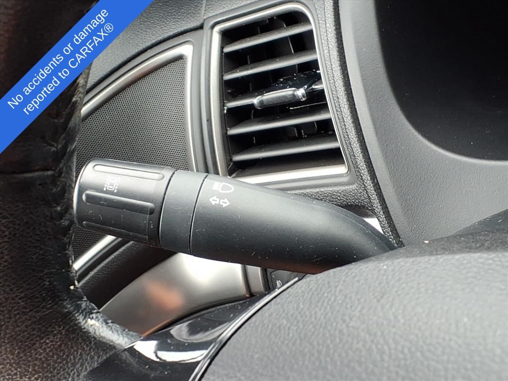 Thumbnail: 2018 Ford Explorer - 23