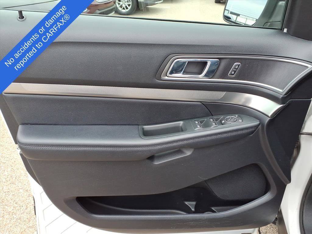 Thumbnail: 2018 Ford Explorer - 18