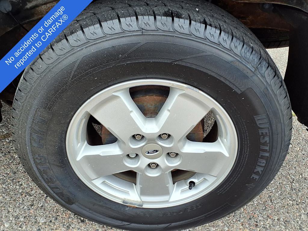 Thumbnail: 2010 Ford Escape - 8