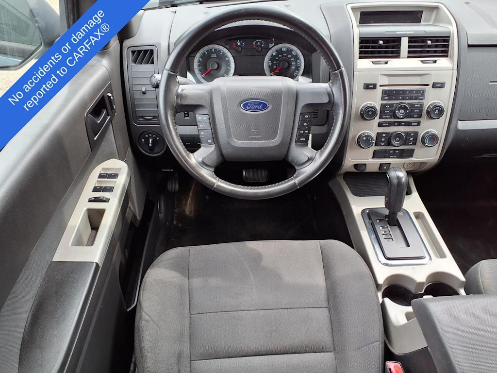 Thumbnail: 2010 Ford Escape - 9