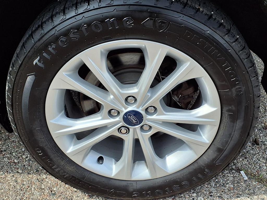 Thumbnail: 2017 Ford Escape - 8