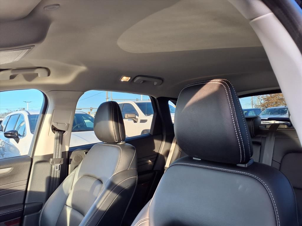 Thumbnail: 2021 Ford Escape - 11