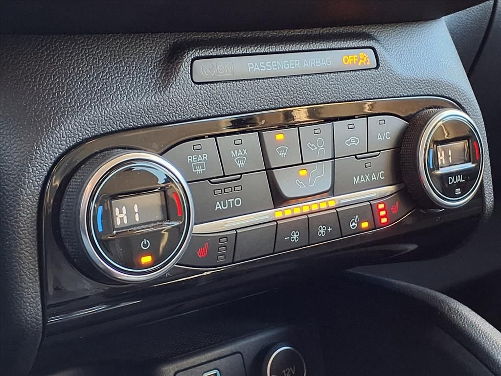 Thumbnail: 2021 Ford Escape - 25