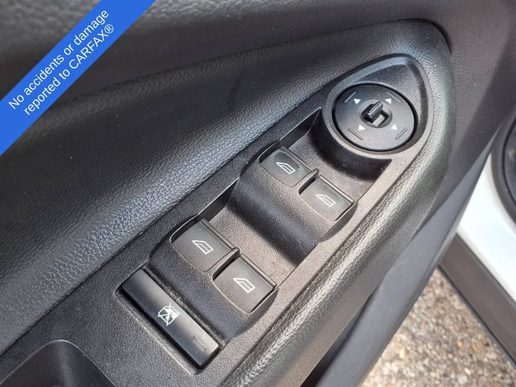 Thumbnail: 2018 Ford Escape - 20