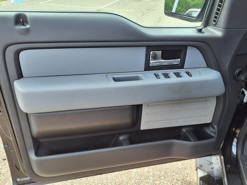 Thumbnail: 2014 Ford F-150 - 17