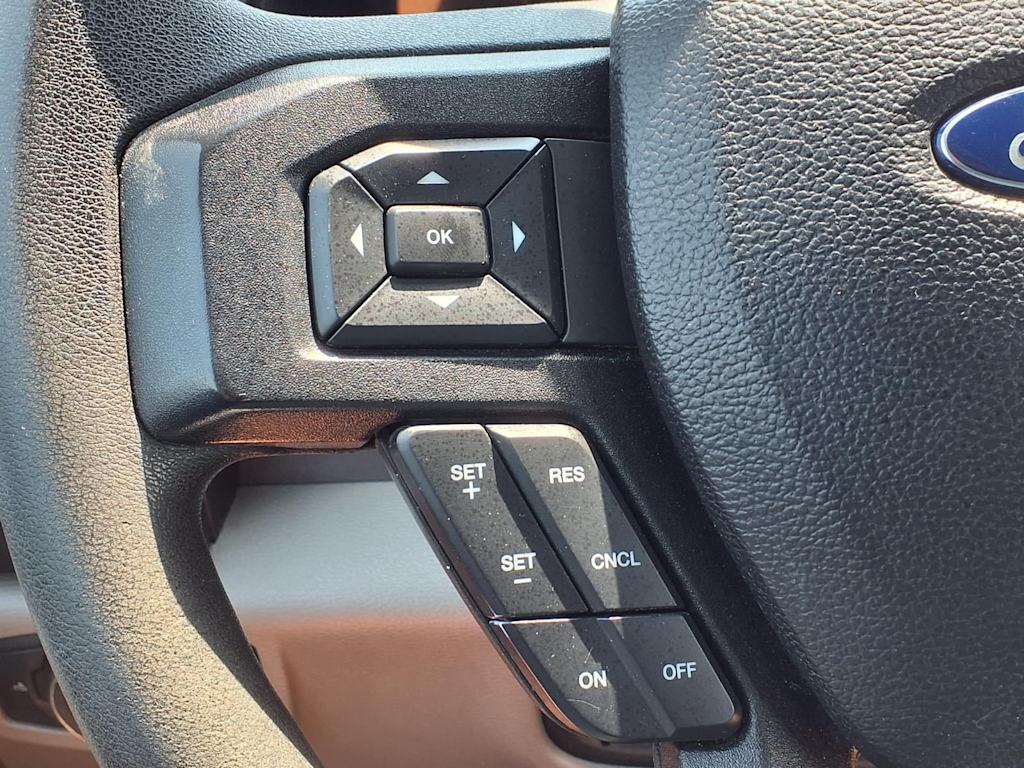 Thumbnail: 2016 Ford F-150 - 25