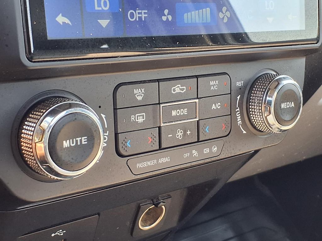 Thumbnail: 2016 Ford F-150 - 29