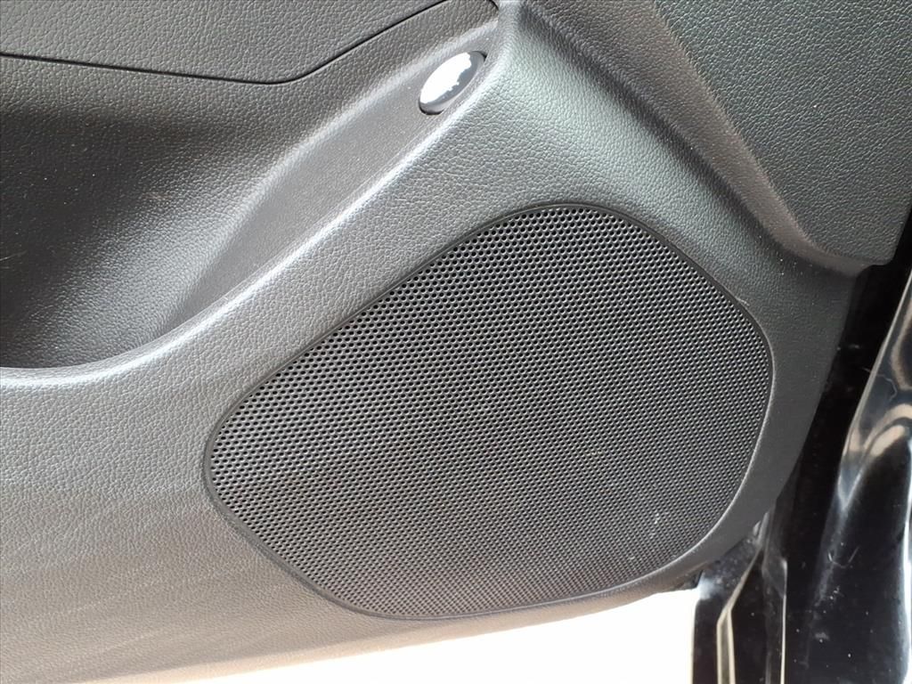 Thumbnail: 2017 Chevrolet Cruze - 9