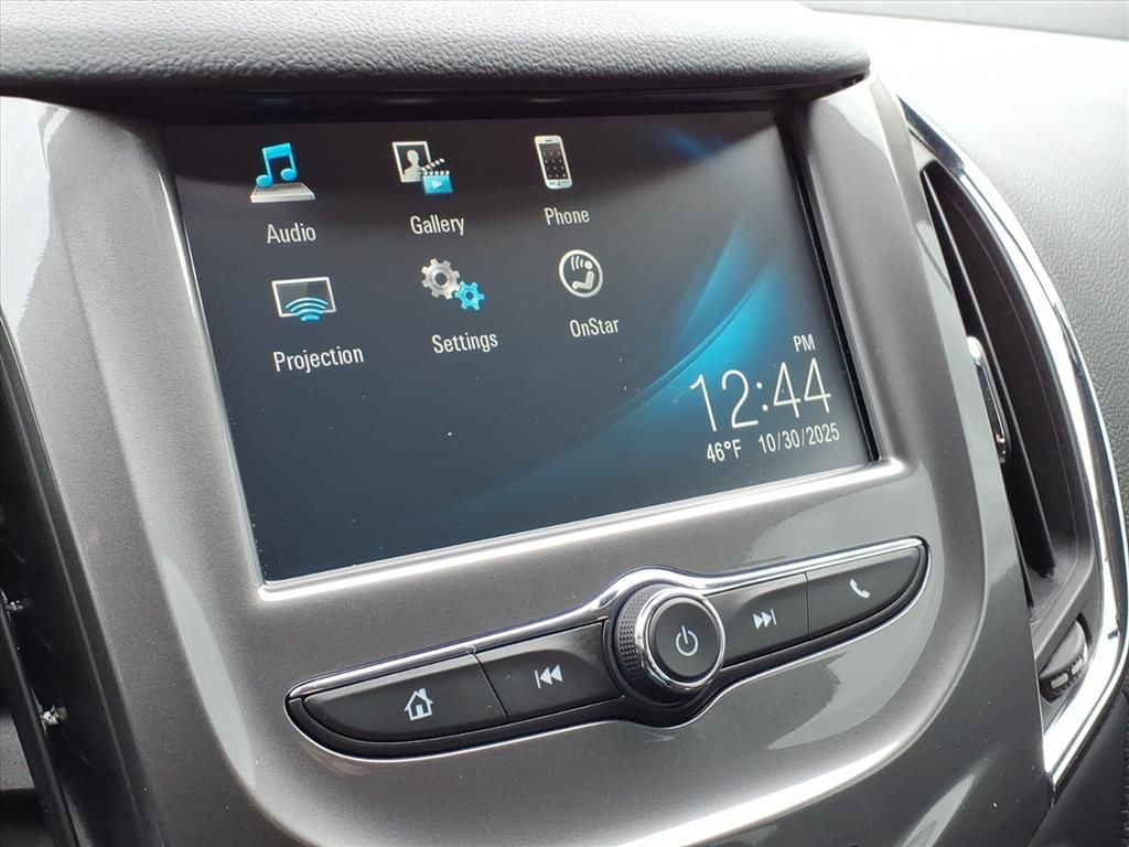 Thumbnail: 2017 Chevrolet Cruze - 12