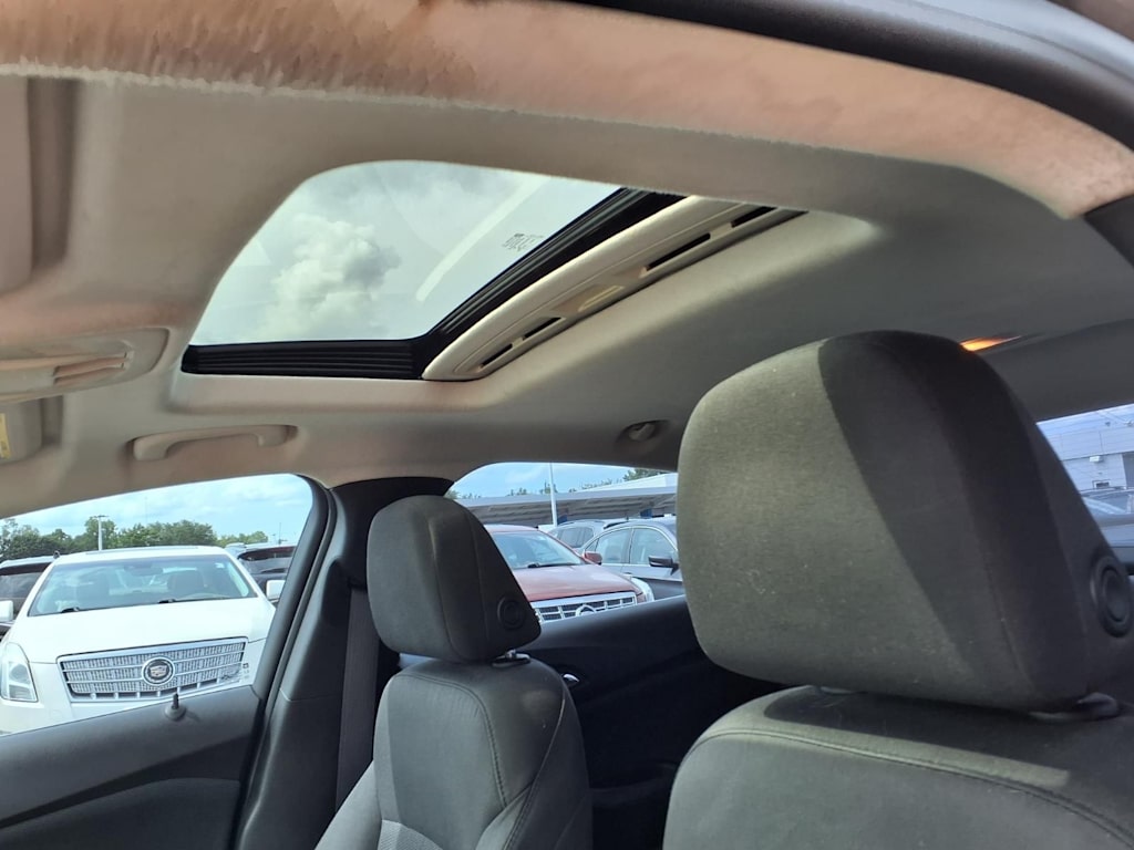 Thumbnail: 2016 Chevrolet Cruze - 20