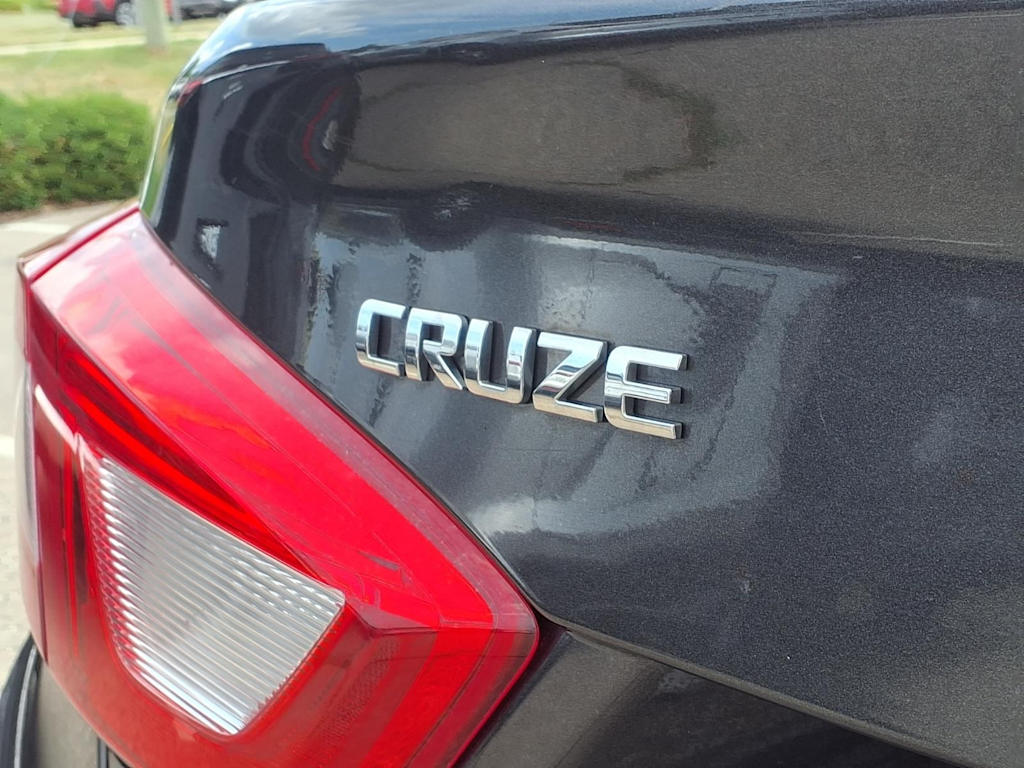Thumbnail: 2016 Chevrolet Cruze - 7