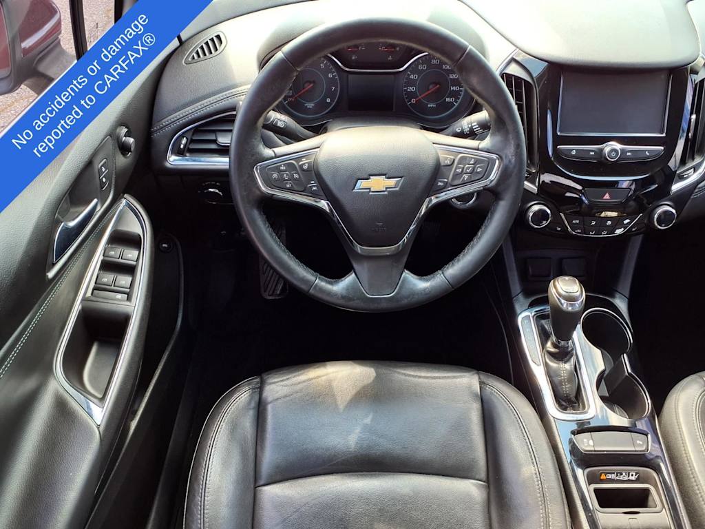 Thumbnail: 2017 Chevrolet Cruze - 9