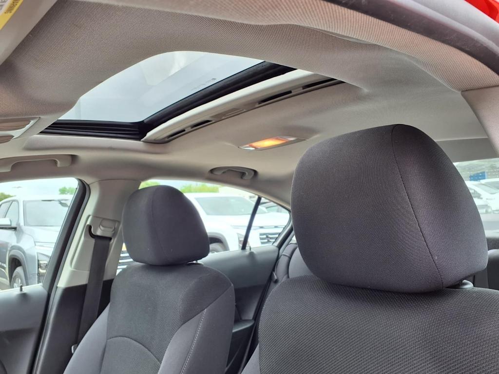 Thumbnail: 2014 Chevrolet Cruze - 21