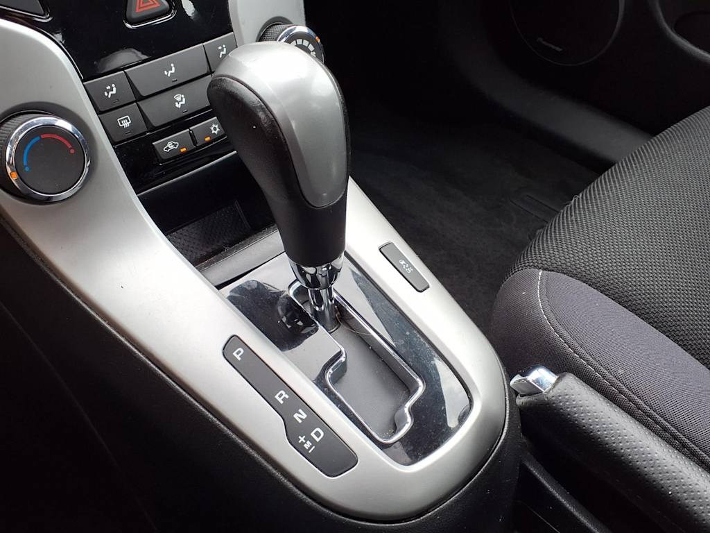 Thumbnail: 2014 Chevrolet Cruze - 13