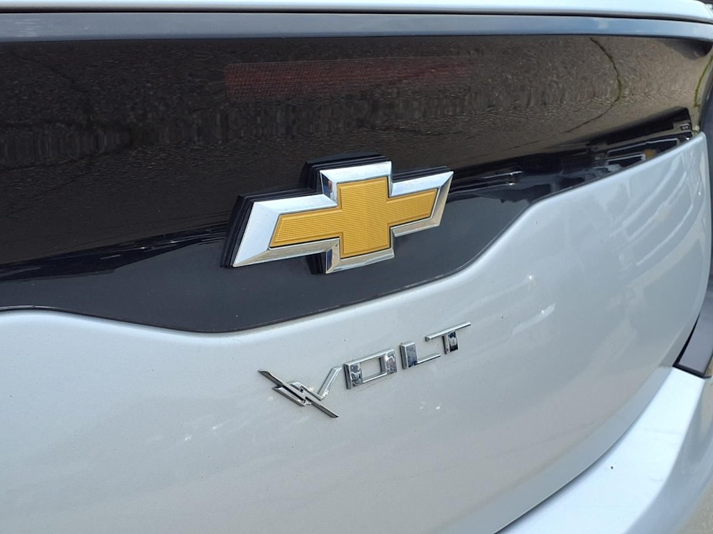 Thumbnail: 2018 Chevrolet Volt - 6