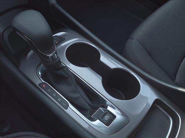 2025 Chevrolet Malibu LS 11
