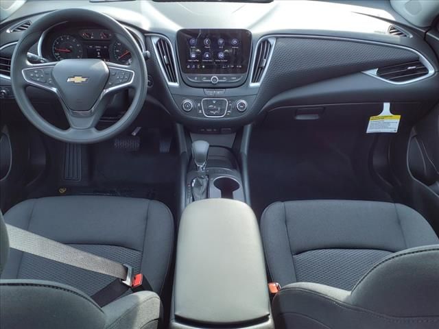 2025 Chevrolet Malibu LS 2
