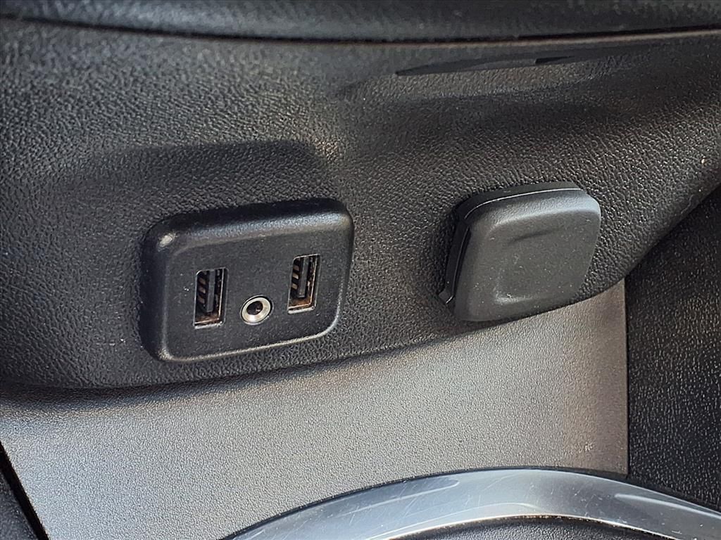 Thumbnail: 2018 Chevrolet Malibu - 26