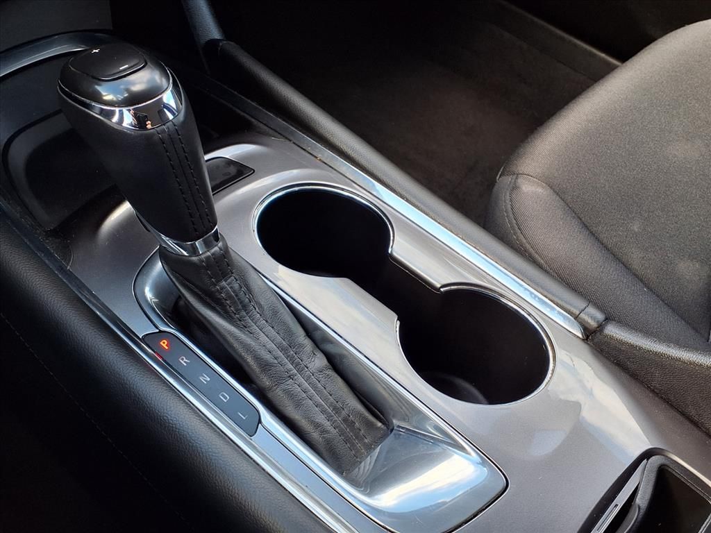 Thumbnail: 2018 Chevrolet Malibu - 25